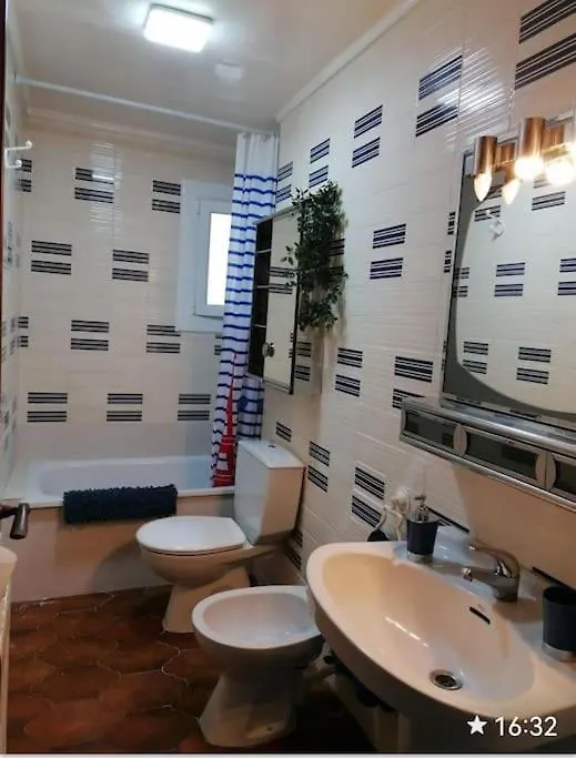 Apartamento Spacious Family Flat Centrally Located. Palamós