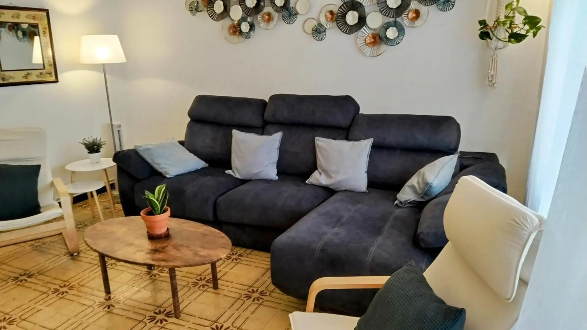 Spacious Family Flat Centrally Located. Palamós España